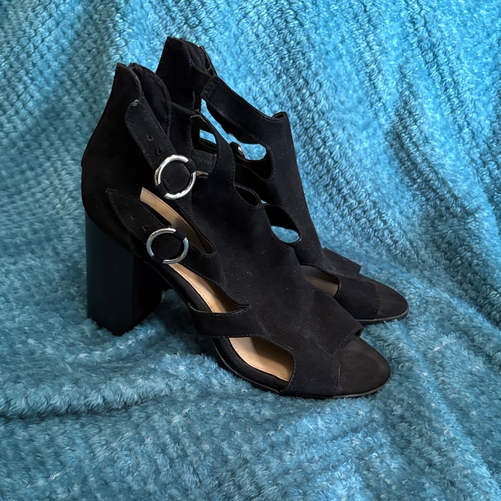 Apt. 9 Black Cutout Heeled Sandals